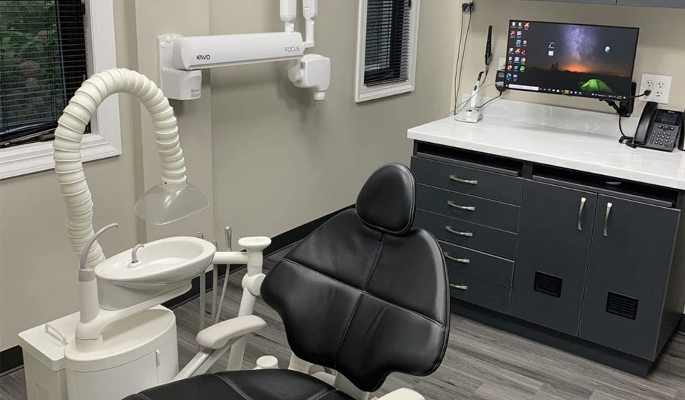 inside the dental exam room of Jay Zimmerman Dentistry based out of Mountainside, NJ